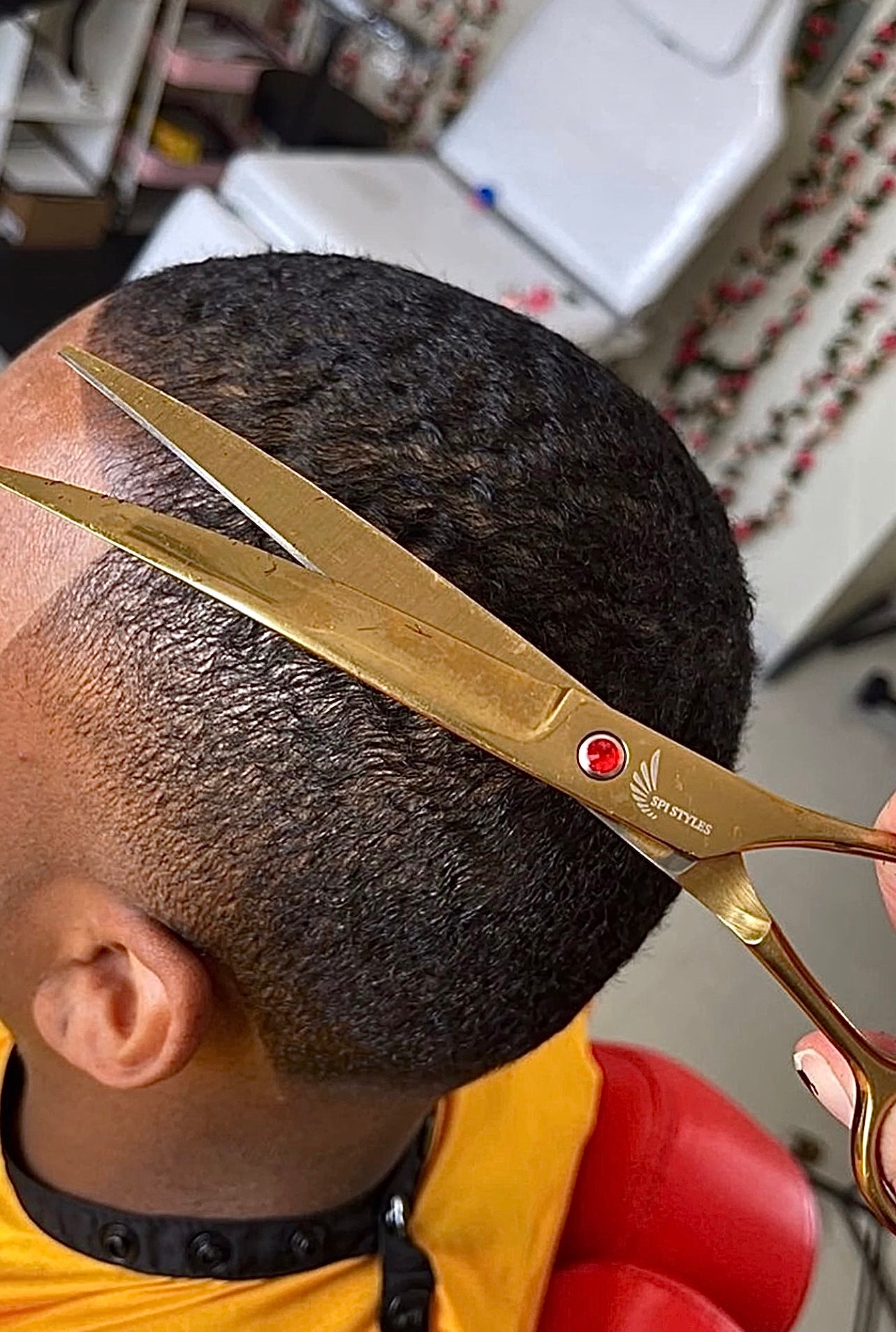 Master Barber & Salon Curved Gold Scissors – SPI Styles